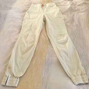 Spanx Stretch Twill Cargo Jogger | Color: Parchment | S